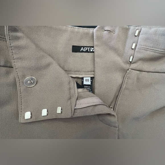 Apt. 9 Women’s Dress Pants Olive size 10S - Picture 4 of 5
